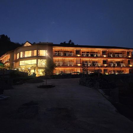 The Foresta Resort ,Mulshi Paud Eksteriør billede