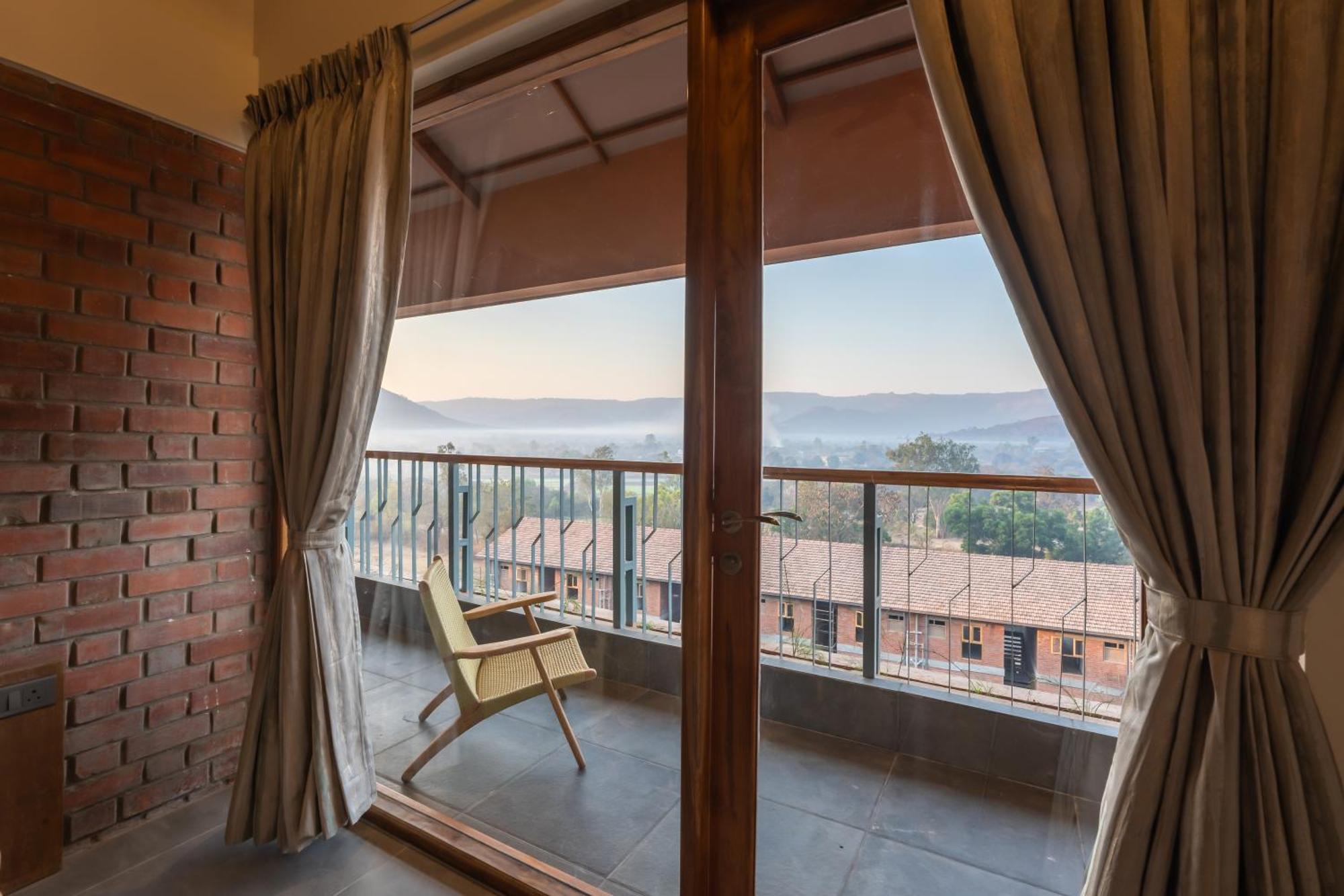 The Foresta Resort ,Mulshi Paud Eksteriør billede