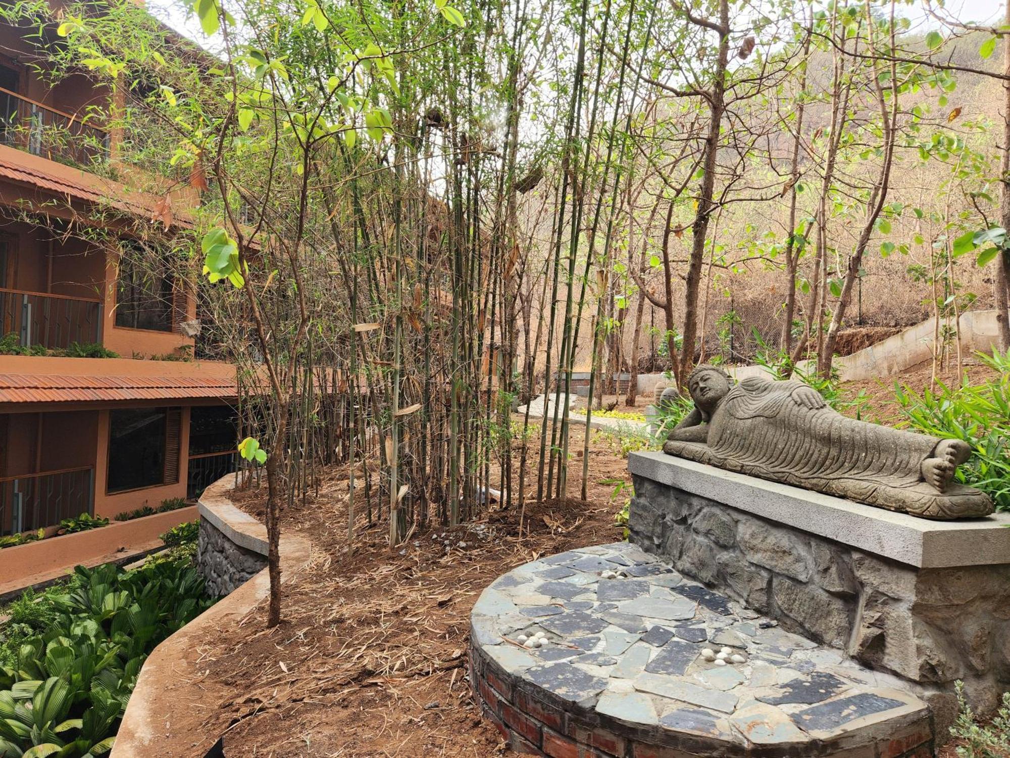 The Foresta Resort ,Mulshi Paud Eksteriør billede